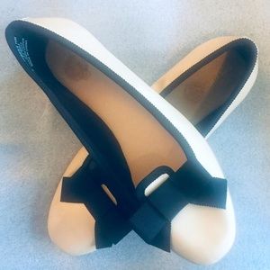 Sperry cosgrain ribbon flats size 7.5